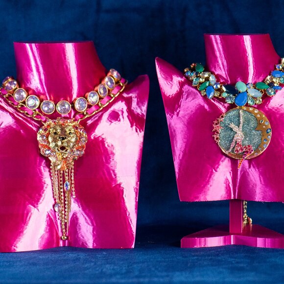 Necklace display bust - Picture 3 of 10